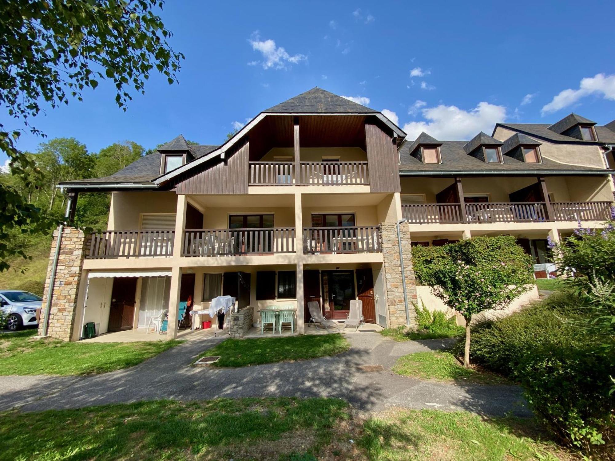 Charmant Logement De Plein Pied Avec Piscine 2* Loudenvielle Exterior photo